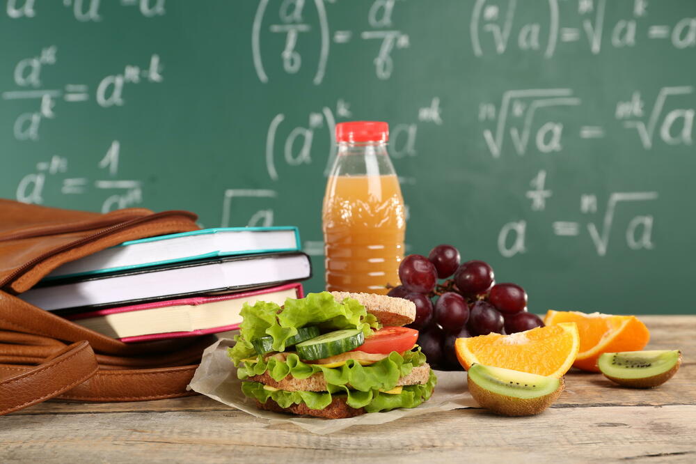 Besplatni zdravi obroci za učenike 17 škola
