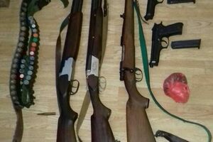 Racija u Baru: Policija pronašla puške, municiju, marihuanu