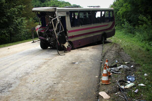 Teška saobraćajna nesreća u Mađarskoj: Poginulo devet rumunskih...