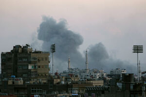 Sirijski avioni raketiraju južne kvartove Damaska, izvedeno 400...