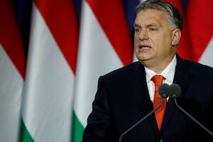 Orban: Pomoći ćemo da se migranti vrate u Grčku