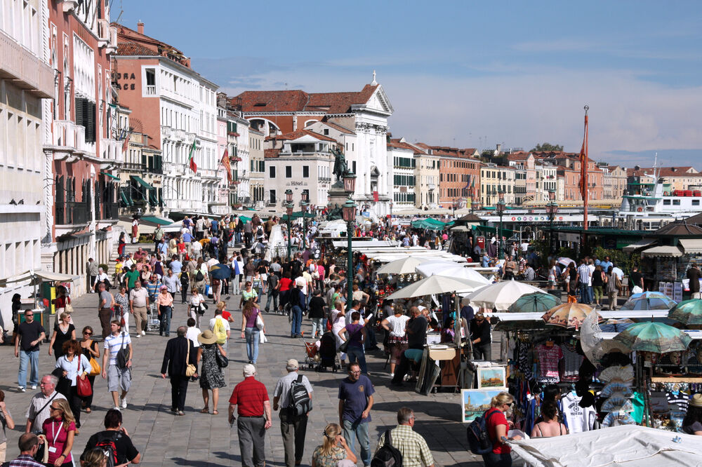 Venecija turisti, Foto: Shutterstock