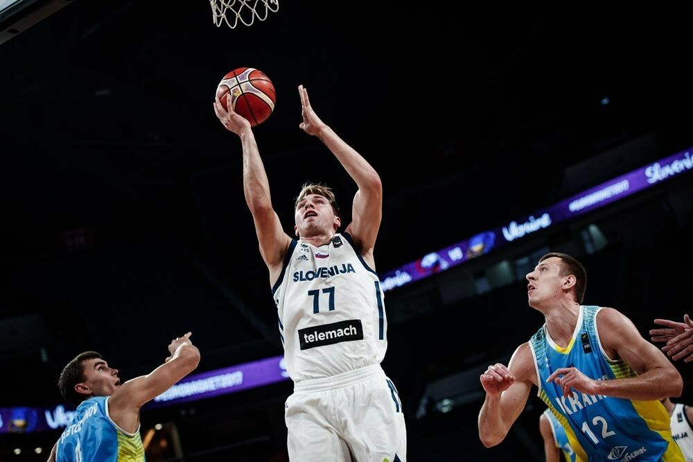 Slovenija košarka Kokoškov Dončić, Foto: FIBA