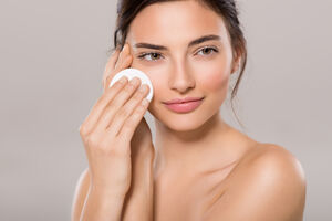 Temeljno očistite lice pomoću prirodnih sastojaka