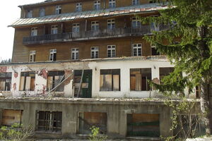 Počelo rušenje hotela "Durmitor"