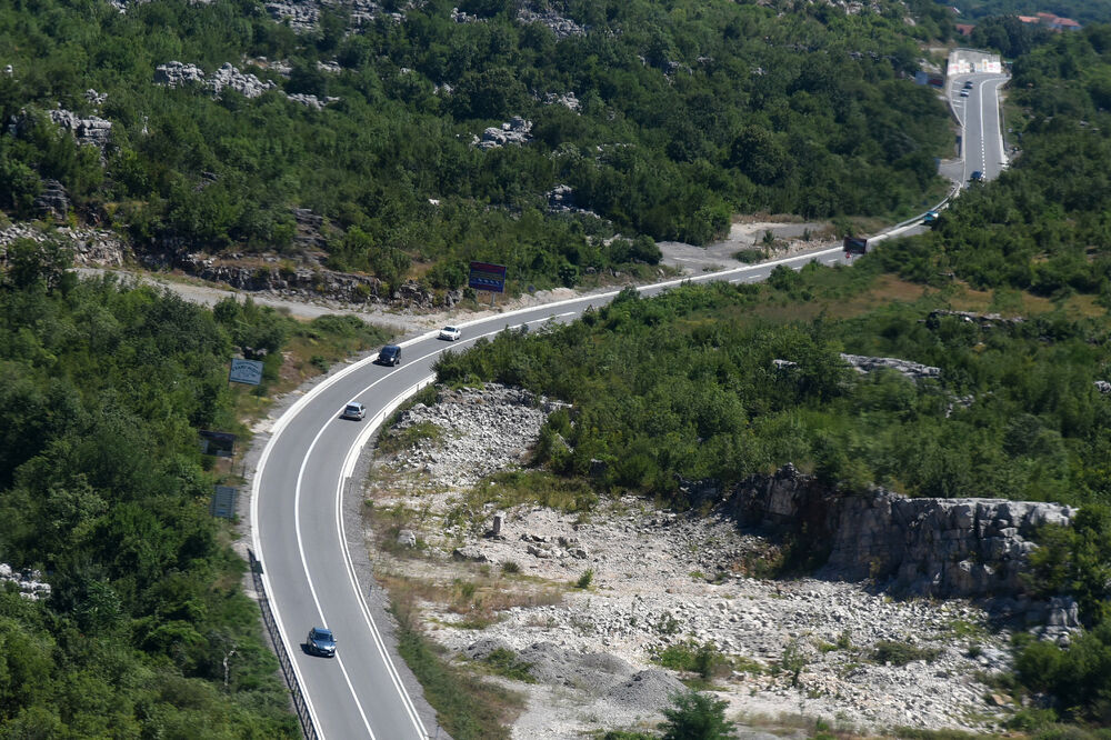 AMSCG, stanje na putevima, Foto: Boris Pejović