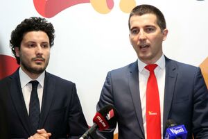 Demokrate i URA DF-u: Potpišite da ste spremni da sarađujete