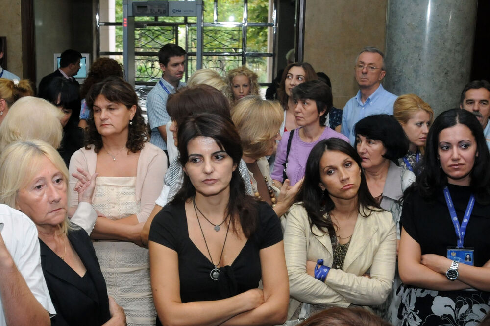 Službenici Skupštine ranije protestovali zbog malih plata (arhiva), Foto: Luka Zeković