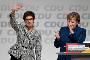 Merkel ostaje kancelarka