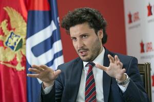Abazović: Vlada i parlament ne žele reforme