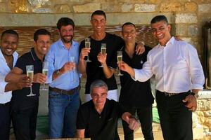 Ronaldo i Anjeli zajedno proslavili prelazak Portugalca u Torino