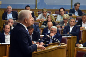 Marković: U Crnoj Gori nema kampova za migrante, to su političke...