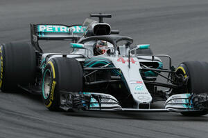Mercedes najbrži, Hamilton kreće prvi