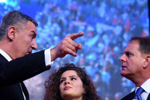 Pobjeda opozicije u Podgorici šansa za vanredne izbore
