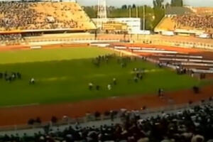 "Suvenir" sa čuvene utakmice: Prodajem stolicu sa Maksimira, 1990....