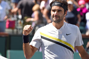 Nikad ne otpisuj maestra: Federer iz izgubljene situacije do finala