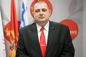 Čađenović: Stijepović je klasični politički prevarant
