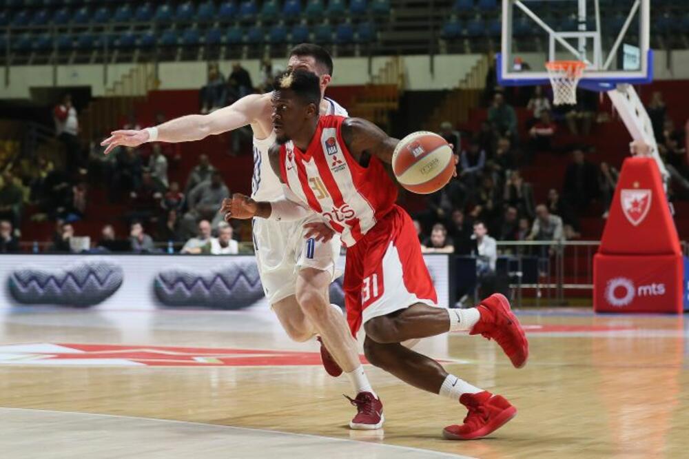 Dilan Enis KK Crvena zvezda, Foto: Aba-liga.com