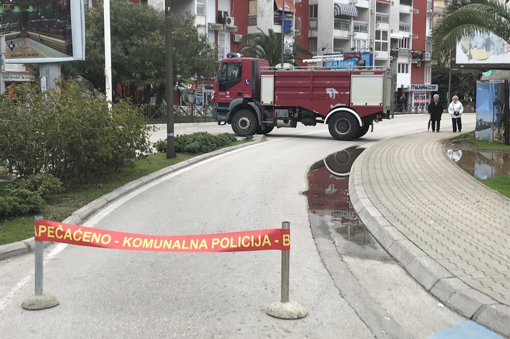 Mediteranska ulica, Budva pukotine, Foto: Vuk Lajović