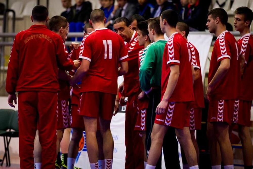 Muška kadetska rukometna reprezentacija, Foto: 12mensmhc.com