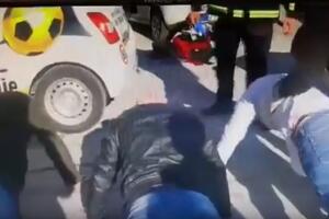 Pogledajte snimak akcije policije: Privedeni Cetinjani zbog...
