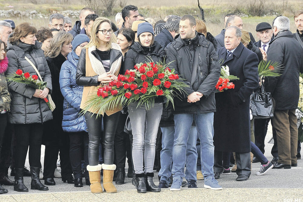 Polaganje vijenca na Bioču, Foto: Gov.me