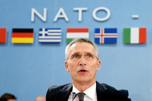 Stoltenberg: Makedoniji pozivnica za NATO kad se riješi spor sa...