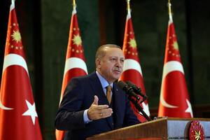 Bijesni Erdogan: Uništićemo terorističku armiju koju SAD pokušava...