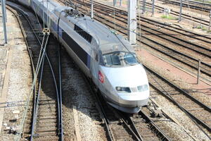 Francuska: Putnici bacali hranu, otpatke i limenke u vozu,...