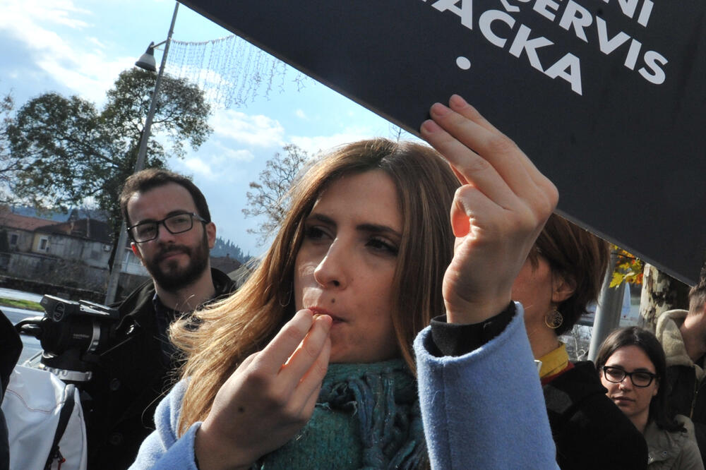 Nezavisni Javni servis i tačka, protest RTCG, protest Javni servis, Foto: Savo Prelević