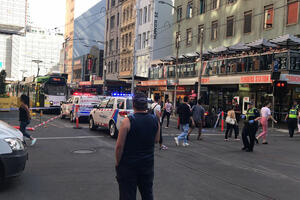 Australija: Džipom uletio u pješake, policija ne sumnja na...