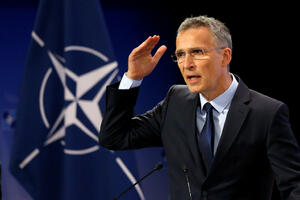 Stoltenberg još dvije godine na čelu NATO