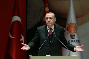 NAJAVA PROMJENE KURSA? Erdoganov savjetnik: Da razmotrimo članstvo...