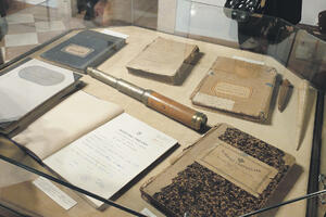Kotor: Izložba starih brodskih dnevnika