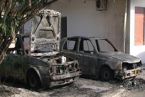 Baošići: Izgorio automobil službenika granične policije