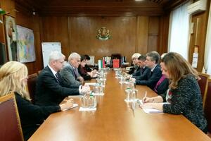 Radev: Bugarska će pružiti podršku Crnoj Gori na putu evropskih...