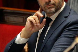 Portparol francuske vlade kandidat za lidera Makronove stranke
