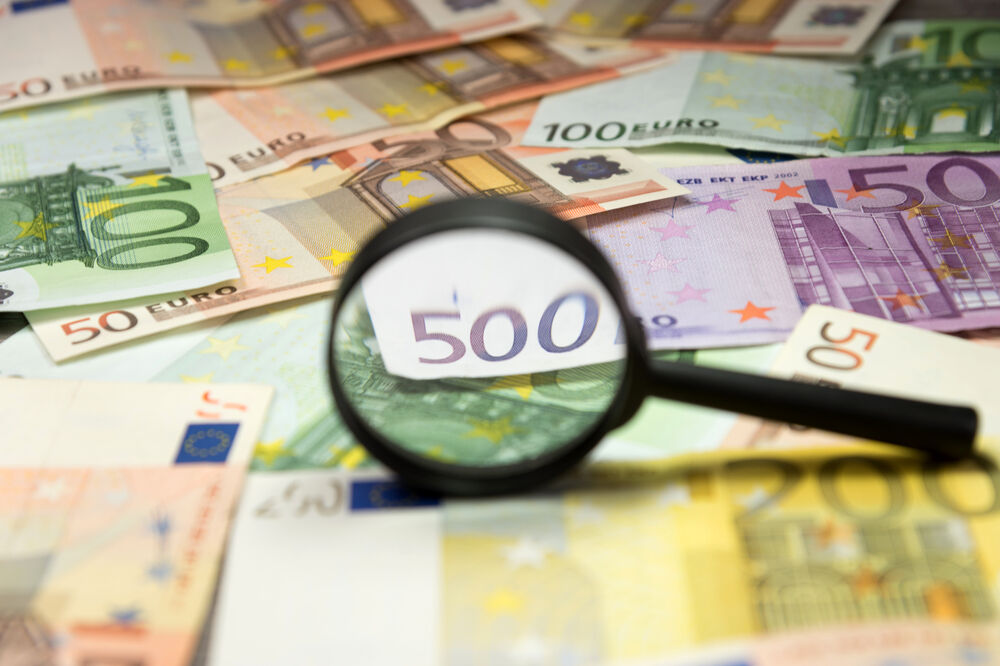 Novac, pare, euro, Foto: Shutterstock