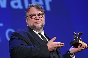 Del Toro osvojio Zlatnog lava za ostvarenje "Oblik vode"