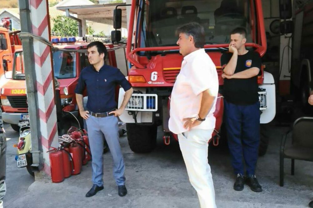 Vladimir Jokić vatrogasci, Foto: Opština Kotor