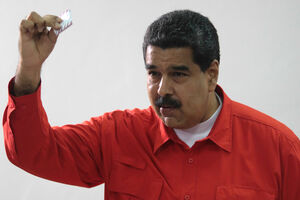 SAD: Maduro je diktator, uvodimo mu sankcije; Maduro: Ne poštujem...