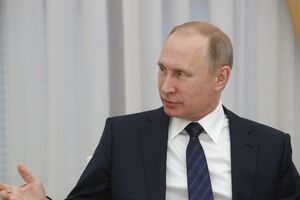 Putin: Volim da čitam istorijske romane i da slušam Mocarta