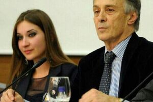 Vučelić: Danilović organizuje privatnu Skupštinu