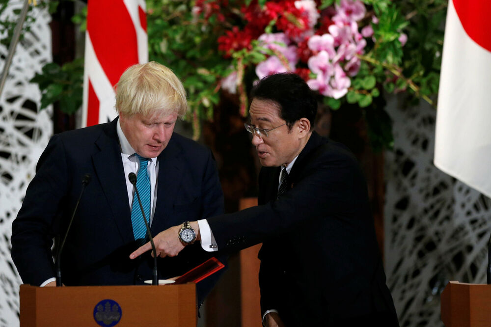 Boris Džonson, Fumio Kišida, Foto: Reuters