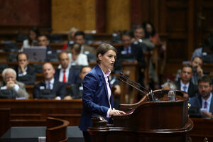 Srbija dobila Vladu, premijerka Ana Brnabić