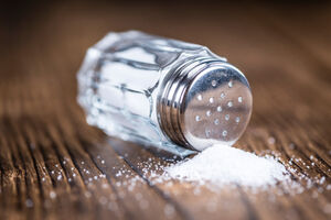 Pretjerani unos soli kriv za zadržavanja vode u stomaku
