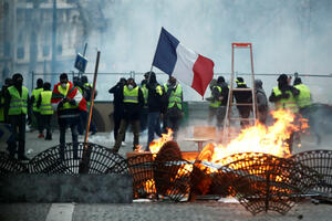 Protest sindikata u Francuskoj, nekoliko desetina hiljada ljudi na...