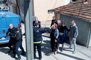 Incident ispred bjelopoljskog suda: Svjedok udario advokata