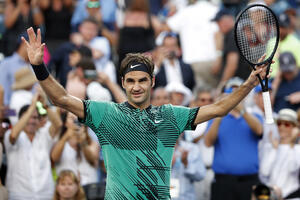 Federer spasio dvije meč lopte i srušio Berdiha, u polufinalu sa...