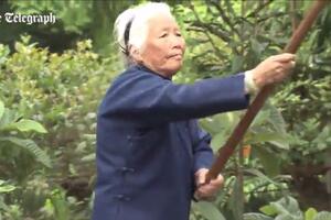 Pogledajte vještine Kung Fu bake: Aktivna i u 94. godini